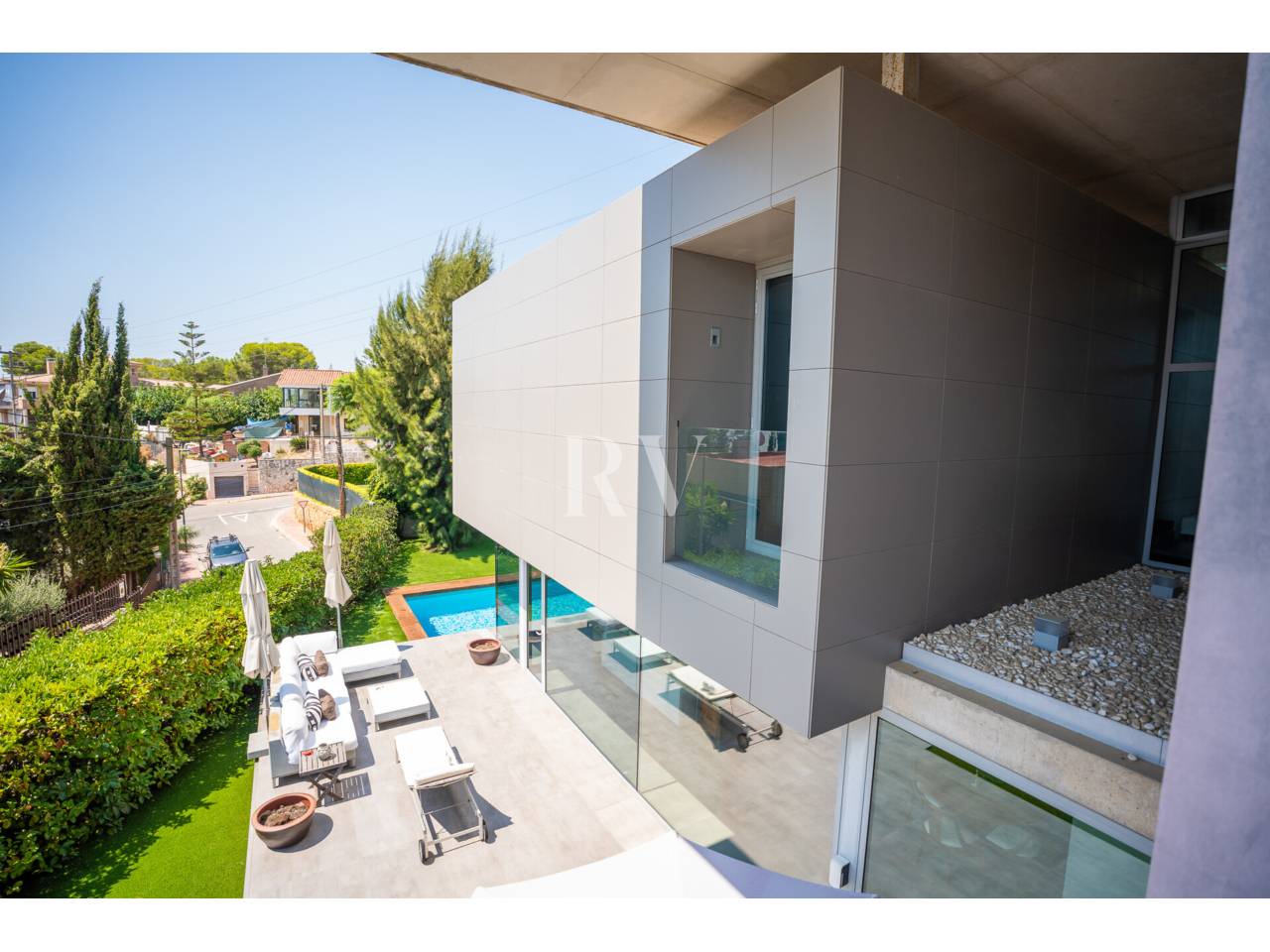 Property Featured Image
