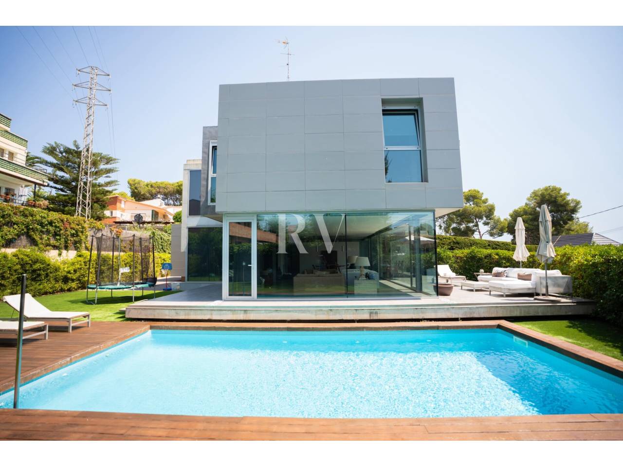 Property Featured Image